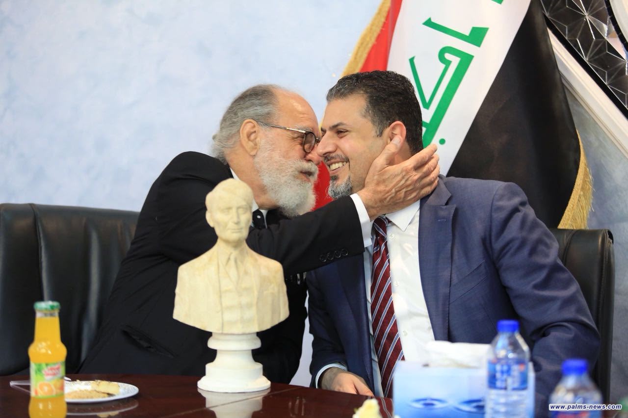 الجواهري ونداء كاظم ... إرادة الشاعر وإبداع النحات محاولة لإزاحة الستار عن أسرار تمثال الجواهري