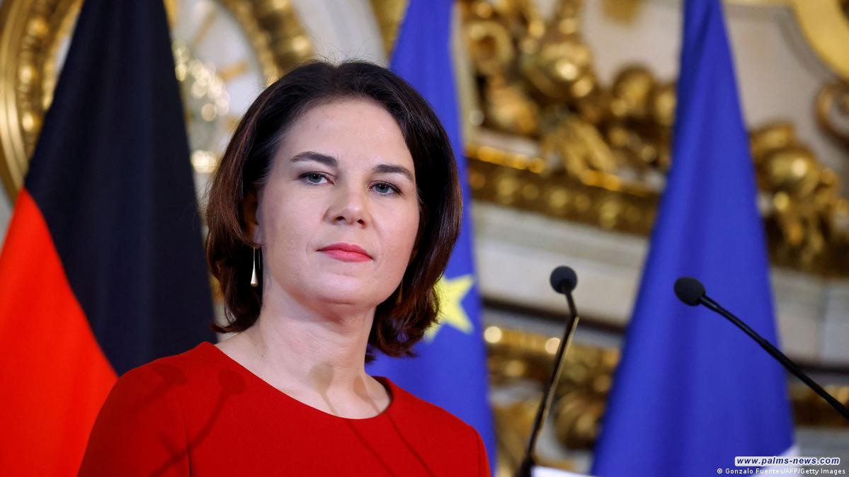 وزيرة الخارجية الألمانية تصل إلى بغداد في زيارة رسمية