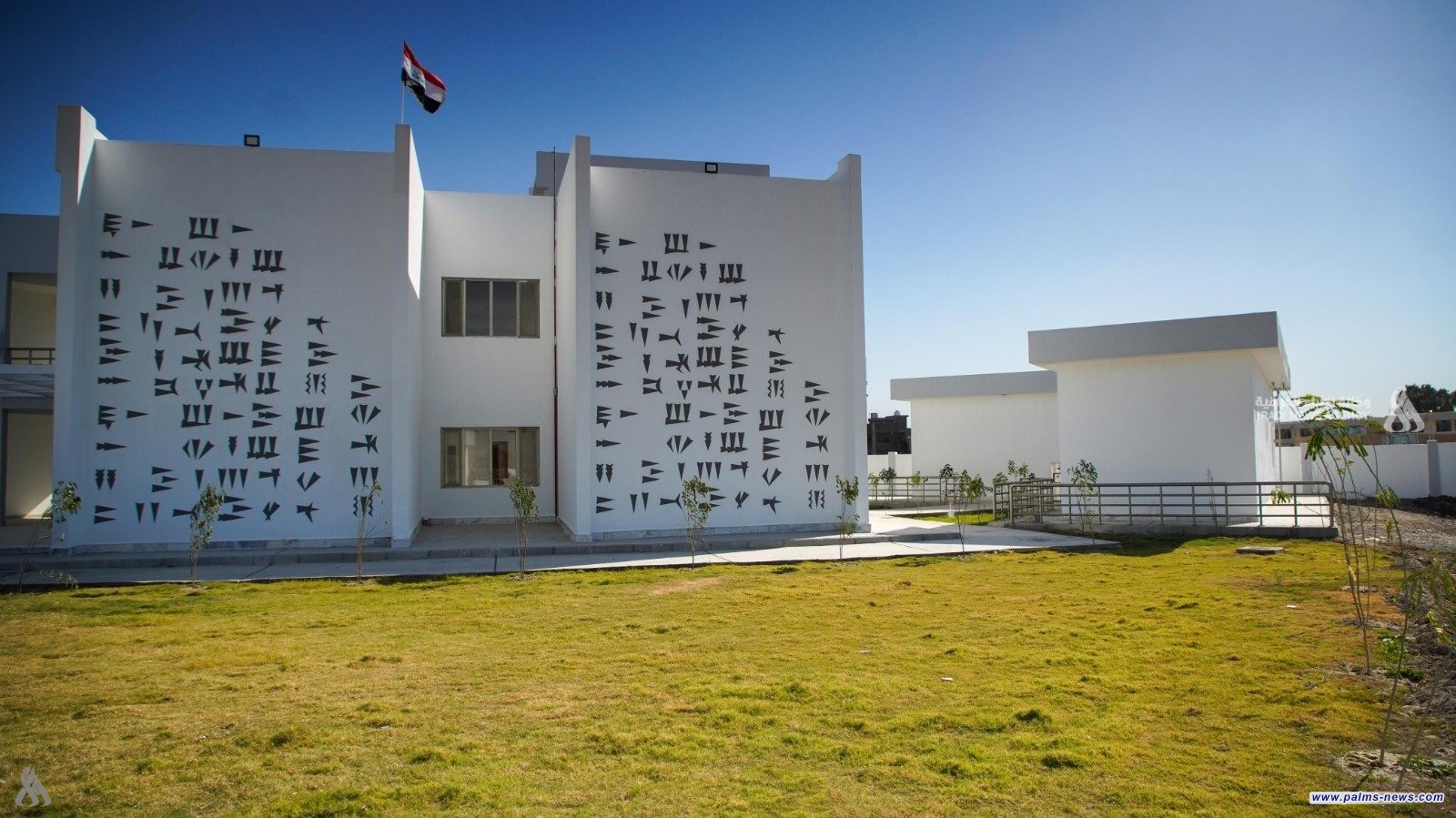 أمانة مجلس الوزراء تعلن إنجاز تأثيث الأبنية المدرسية النموذجية بعموم المحافظات