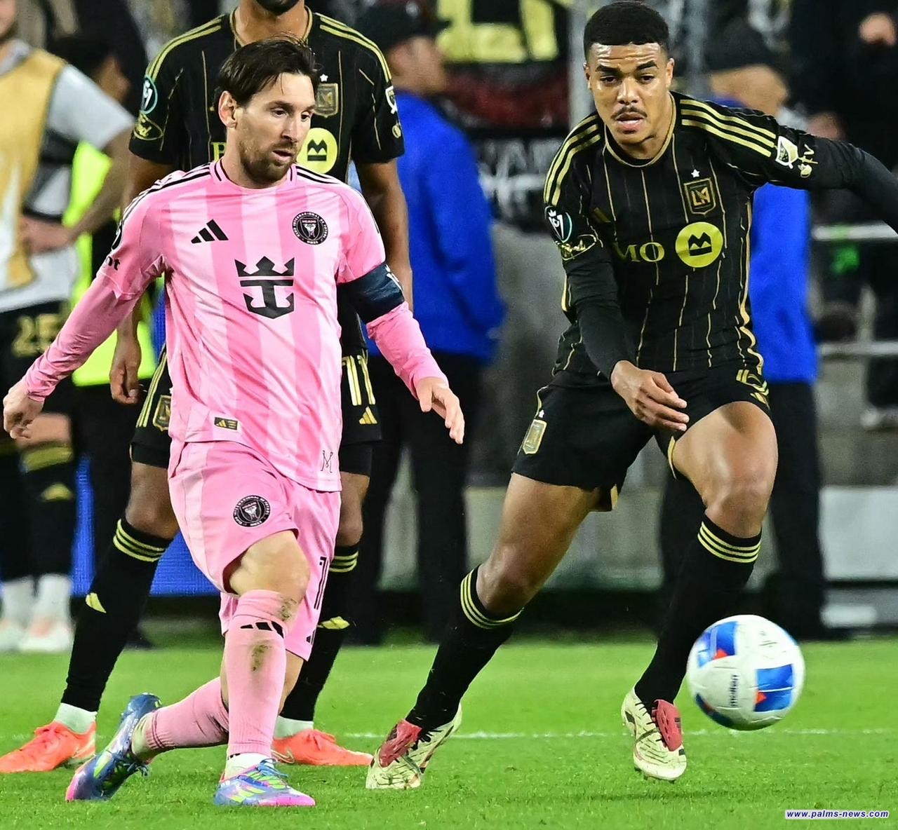 هزيمة قاسية لإنتر ميامي في افتتاح حملة الدفاع عن لقب الدوري الأمريكي