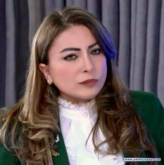 "بحرٌ يمور على كفي" كتاب شعري جديد الناقدة العراقية خالدة خليل