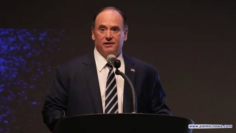 البنتاغون: وزير البحرية جون فيلان يغادر منصبه بأثر فوري