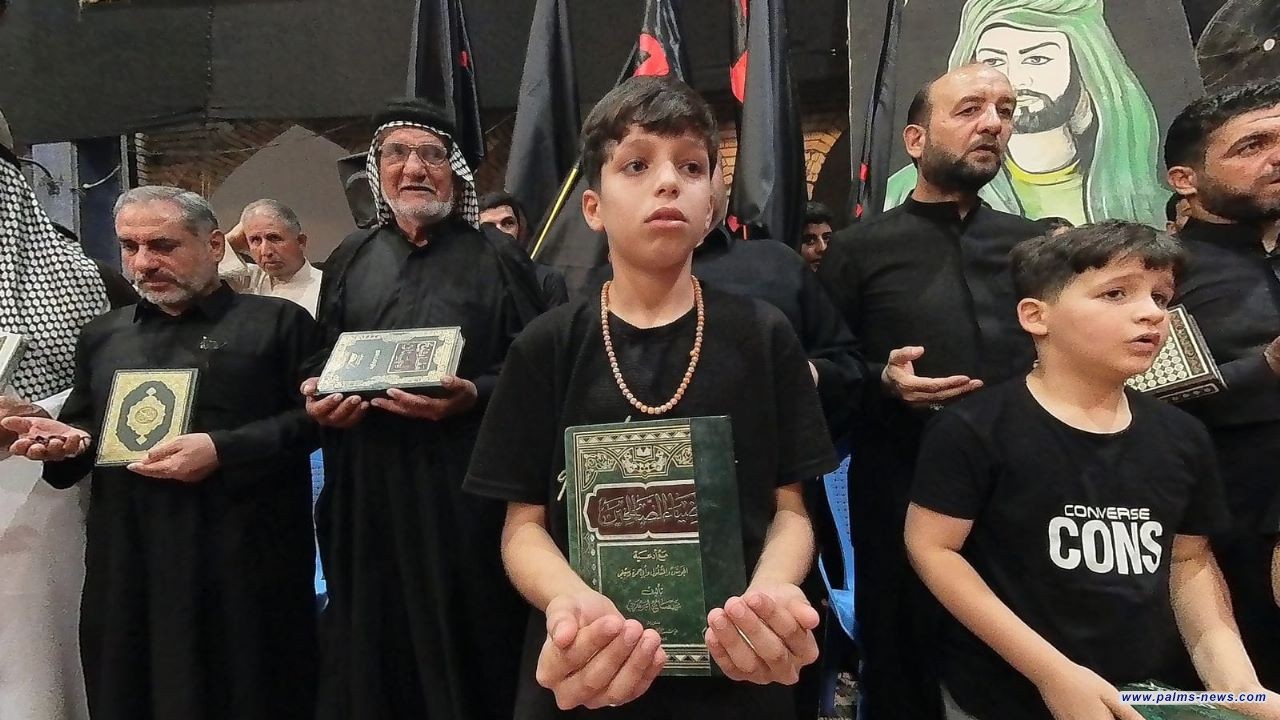 برفع نسخ من القرآن الكريم بدأت مراسيم تبديل راية شهر الأحزان من مرقد الإمام القاسم (ع)