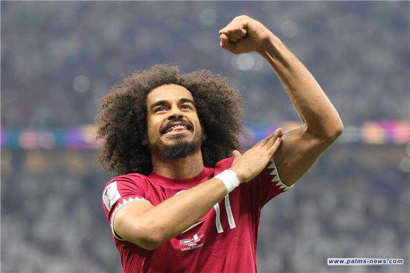 انتقال أكرم عفيف والمعز علي للدوري السعودي في الانتقالات الصيفية