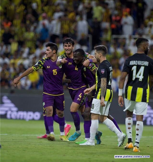 نادي الشرطة العراقي يتأهل الى الدور ربع النهائي ببطولة الأندية العربية لكرة القدم رغم خسارته أمام نظيره اتحاد جدة السعودي بهدفين لواحد.