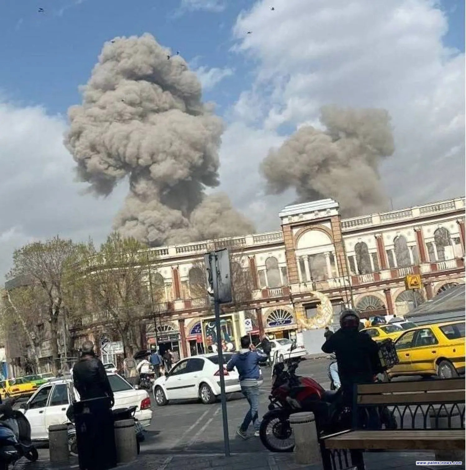 قلب الحكم الإيراني بمرمى الصواريخ... ماذا نعرف عن منطقة باستور؟