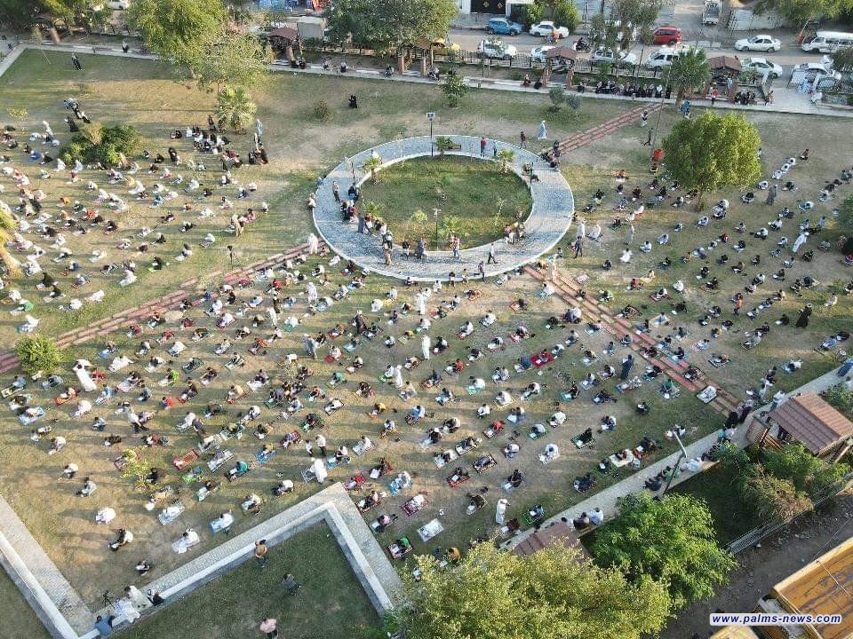 جانب مصور من مسابقة نبي الهدى التي أقامها مجلس علماء العراق في العاصمة بغداد أمس الاثنين، بمشاركة المئات.