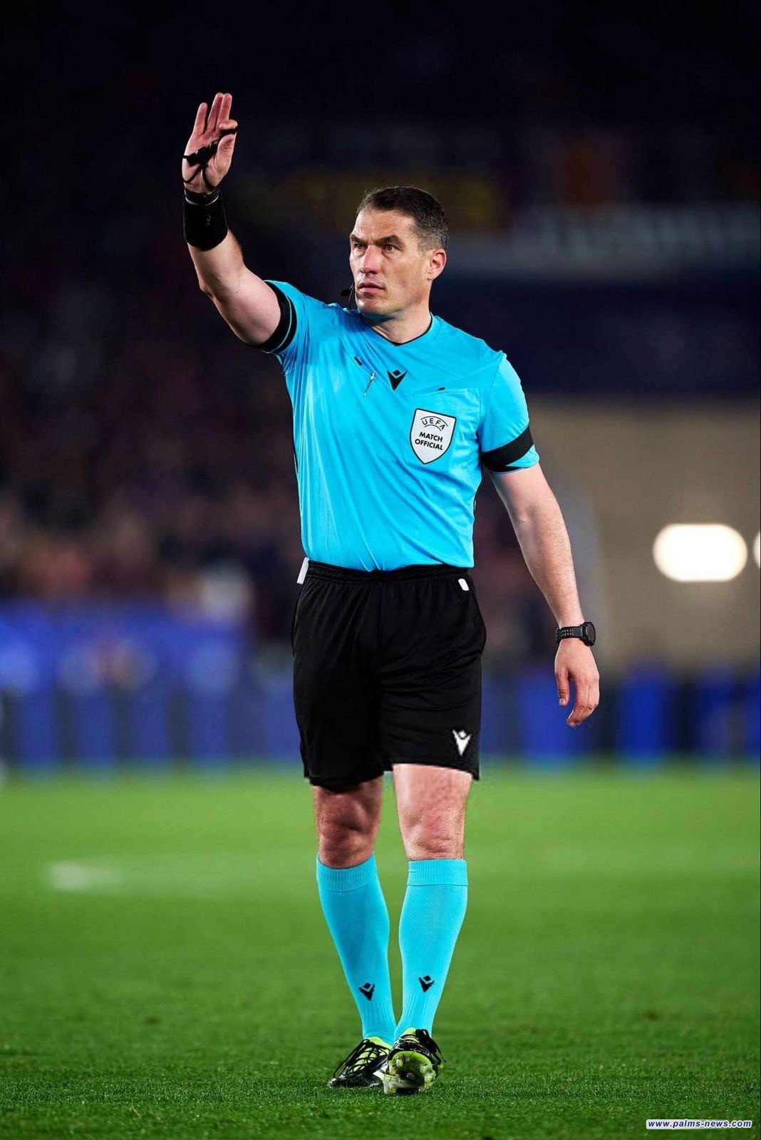 الاتحاد الأوروبي يدرس إيقاف الحكم كوفاتش بعد جدل مباراة برشلونة وأتلتيكو مدريد