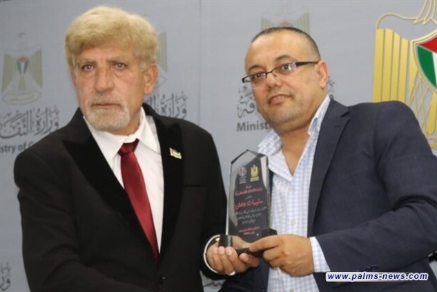 الاتحاد العام للأدباء والكتاب العرب يسحب جوائز كاتب فلسطيني بعد رثائه لجندي إسرائيلي