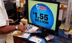 أميركي يفوز باليانصيب.. بأكثر من مليار ونصف مليار دولار