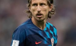 مودريش : حول قرار اعتزاله لن أعلن أي شيء الآن