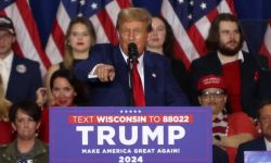 ترامب يدعو الإنجيليين للتصويت له