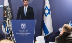 استقالة متحدث الكيان الصهيوني بعد احتجاج بريطاني