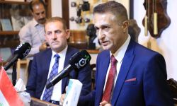 الشاعر جابر الجابري يوقع "مخالب الشعر وأنامل الذاكرة" في نخيل عراقي