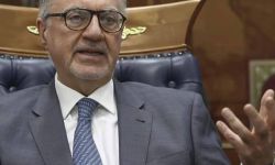 النزاهة تدعو وزير المالية السابق للإدلاء بإفادته عن إثراء بعض المسؤولين