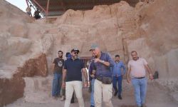 إكتشاف 120 رقيماً طينياً في تل قوينجق بمحافظة نينوى