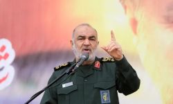 الحرس الثوري الإيراني :_ "سنشهر سيوفنا إذا تطلب الأمر"