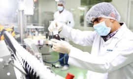 الصحة: إنتاج 2000 دواء ومستلزم طبي محليا