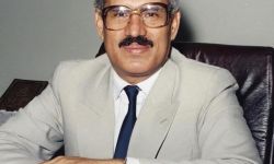 وفاة المفكر البحريني البارز محمد جابر الأنصاري عن 85 عاماً