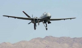 العراق يراقب الحدود مع سوريا بطائرات ليزرية ثابتة الجناح