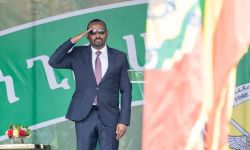 آبي أحمد يدعو الإثيوبيين لتعلم العربية