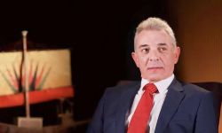 محمود حميدة ينضمّ لمبادرة الأرشيف الرقمي لتراثه الفني