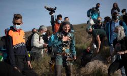 500 يوم من العزلة.. إسبانية تحطم الرقم القياسي للبقاء في كهف