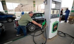 النفط تدعو المواطنين الى استخدام منظومات الغاز في مركباتهم