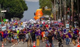 لا ملوك.. مظاهرات مليونية مناهضة لترامب تجتاح أمريكا وأوروبا