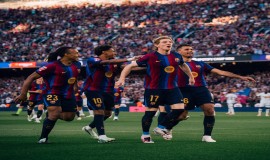 برشلونة يعيد كتابة التاريخ ببداية مثالية في الليغا