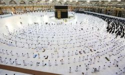 أكثر من مليون مصل ومعتمر بالمسجد الحرام في أول يوم من شهر رمضان