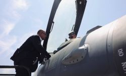 وزير الدفاع يعلن استهداف اربعة ارهابيين في الطارمية بضربات جوية موجعة