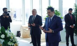 السوداني يزور ضريح الرئيس "مام جلال"