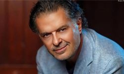 راغب علامة يحذر من العقول السوداء