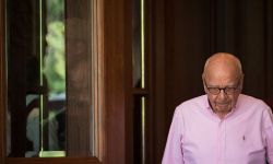 روبرت مردوخ: الإمبراطور ينهي خدماته