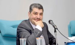 الكاتب أحمد حسن الزعبي يتصدر منصة "x” منذ لحظة توقيفه