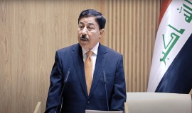 العلاق ينفي تلقيه تحذيراً بتجميد عائدات العراق النفطية إذا عاد المالكي