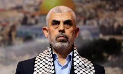 نجل هنية يؤكد اغتيال رئيس حركة حماس يحيى السنوار