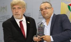 الاتحاد العام للأدباء والكتاب العرب يسحب جوائز كاتب فلسطيني بعد رثائه لجندي إسرائيلي