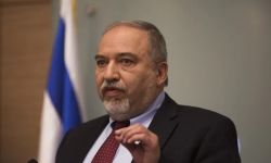 ليبرمان يدعو إلى استخدام السلاح النووي ضد إيران