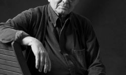 رحيل رائد الأدب الإلكتروني الروائي الأميركي ‎روبرت كوفر