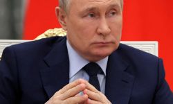 دعوات روسية للالتفاف حول بوتين