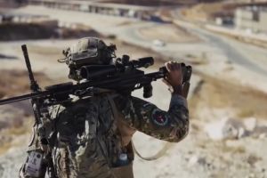 جهاز مكافحة  الإرهـاب العراقي يتوج بطلاً على العالم بعد تفوقه على 24 دولة و37 فريقا في مسابقة المحارب الدولي.